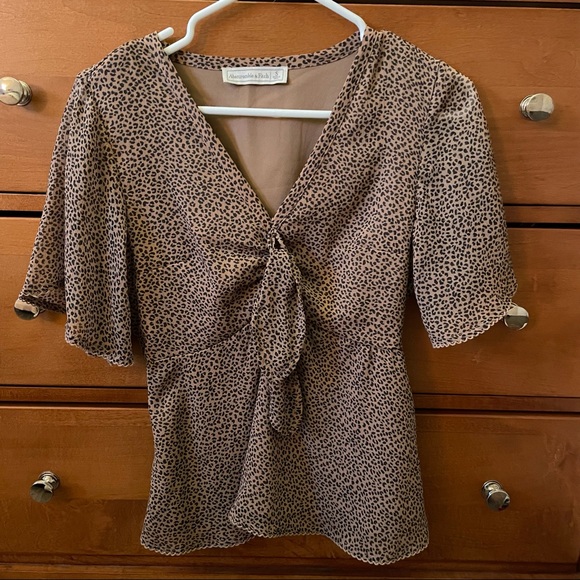 Abercrombie and Fitch Cheetah Print Top - Picture 1 of 2